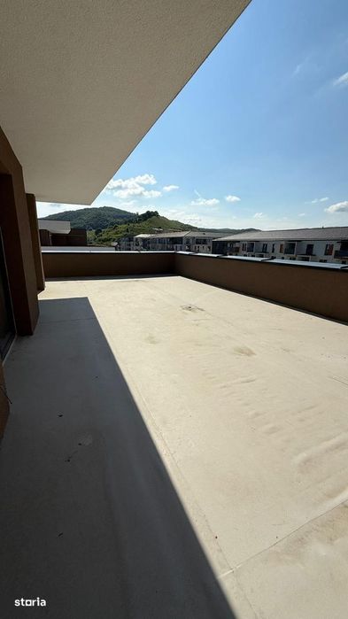 Penthouse exclusivist in Floresti, 88mp terasa, locatie centrala, bloc
