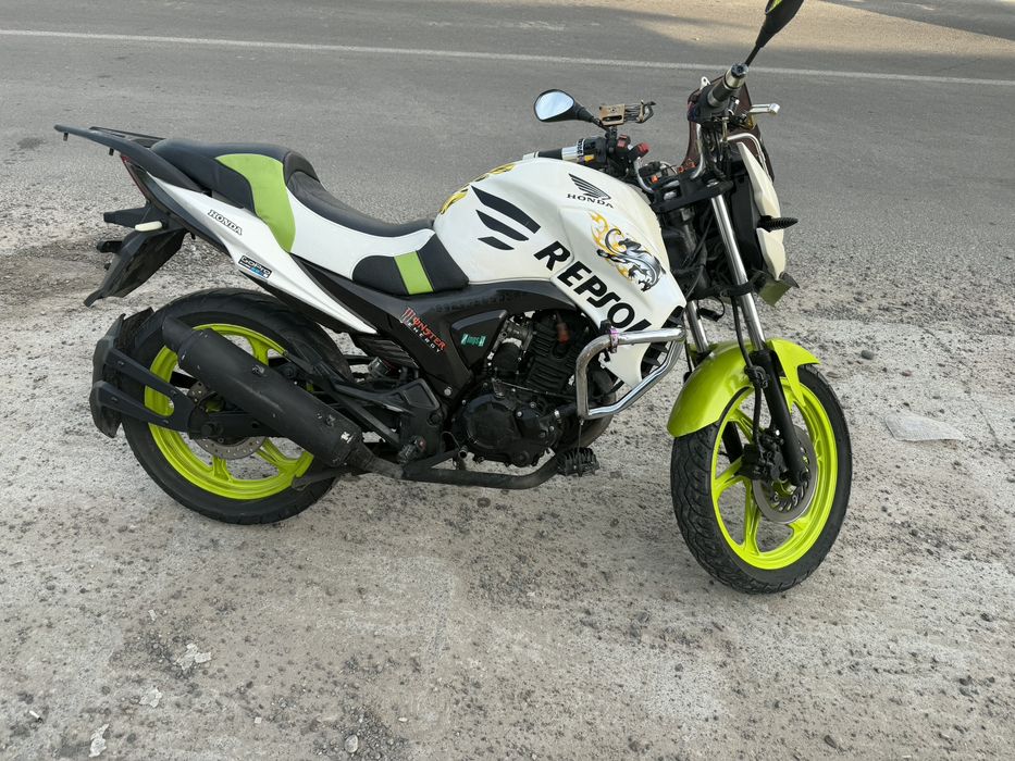 Mototsikl Lifan 200 kub