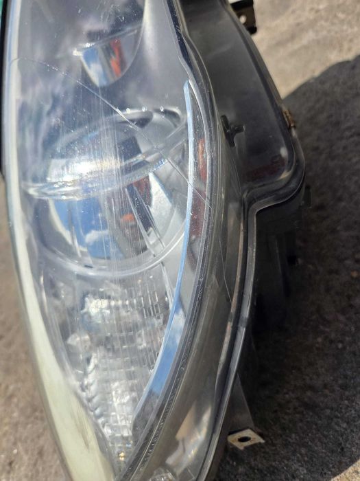 Far dreapta complet bixenon BMW seria 3 E92 E93 facelift LCI de europa cod 7239920