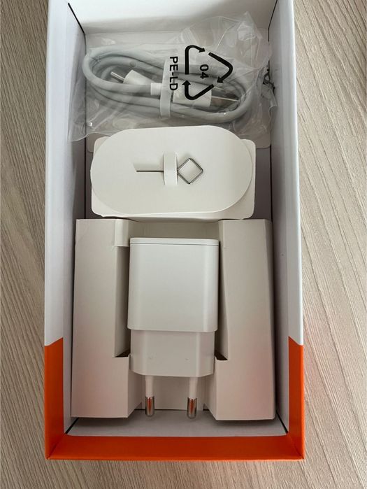 Продам Новый телефон