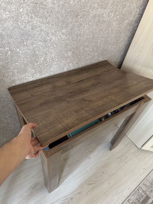 Журнальный столик