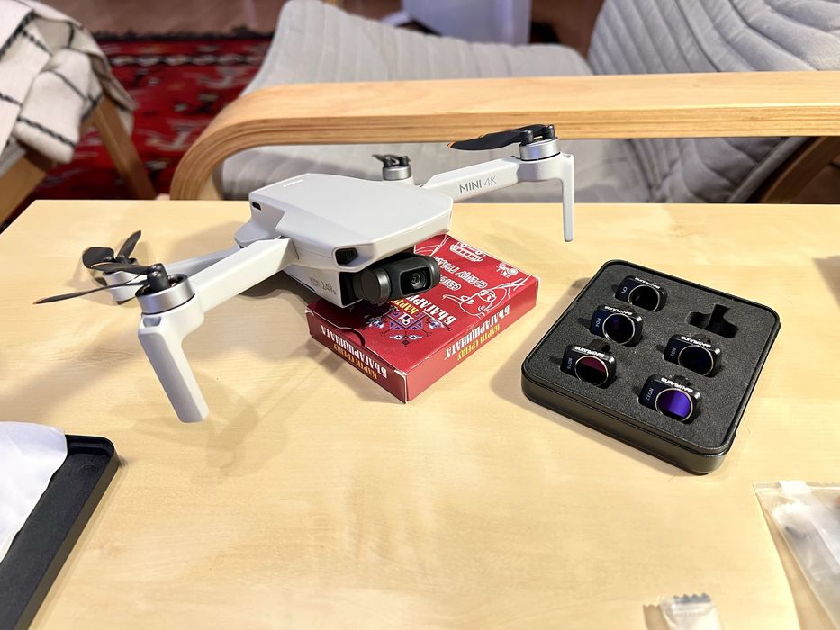 Дрон DJI Mini 4K  Fly More гаранция Care refresh