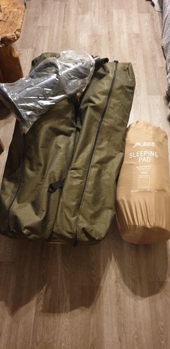 Надувная палатка 3 на 2