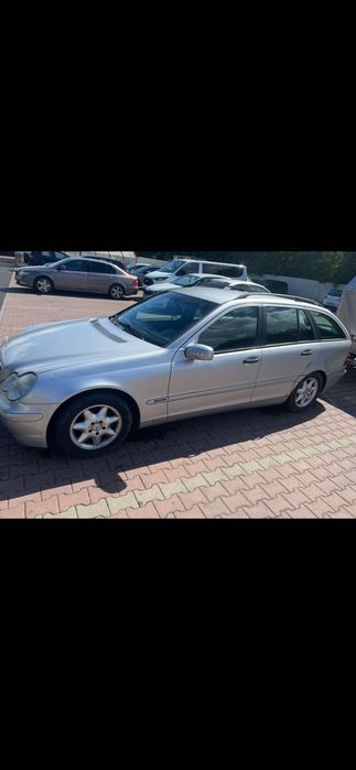 Mercedes-Benz 200