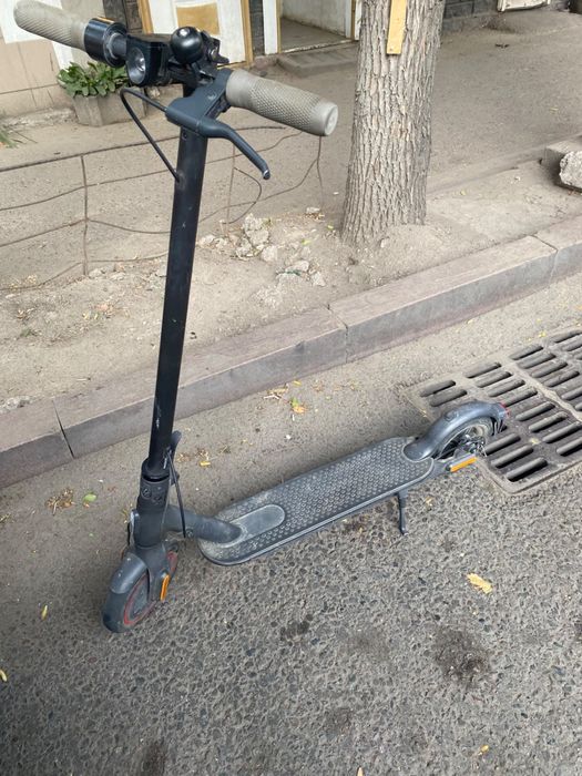 Продается Xiaomi Mi Electric Scooter Pro 2.