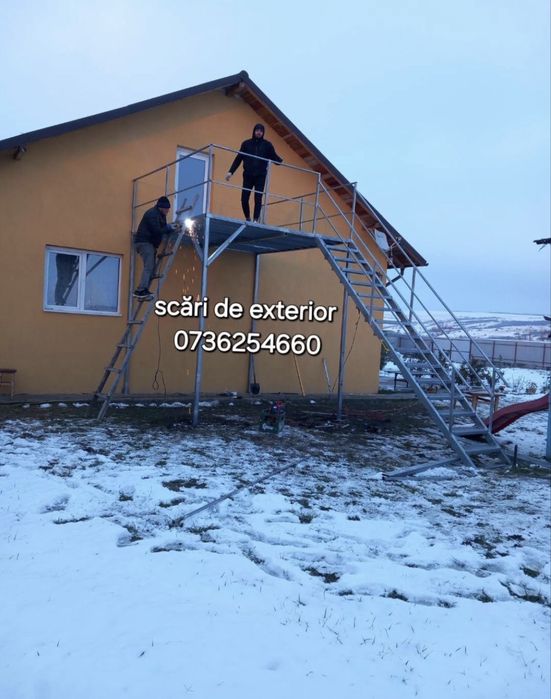 Scara de exterior metalice zincate