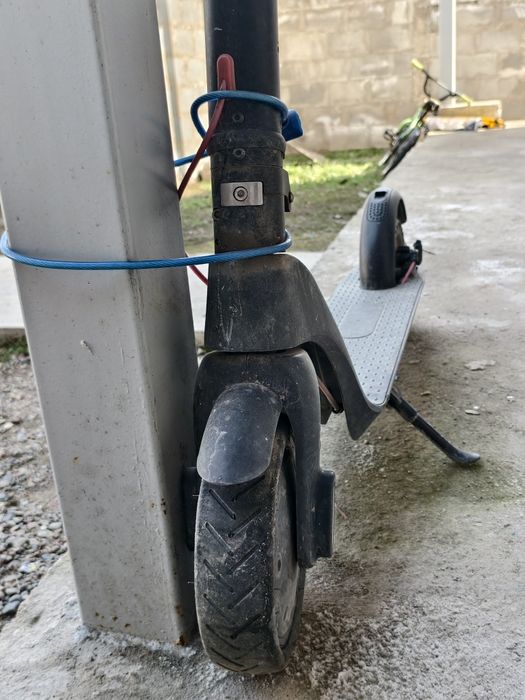 Электросамокат продам.