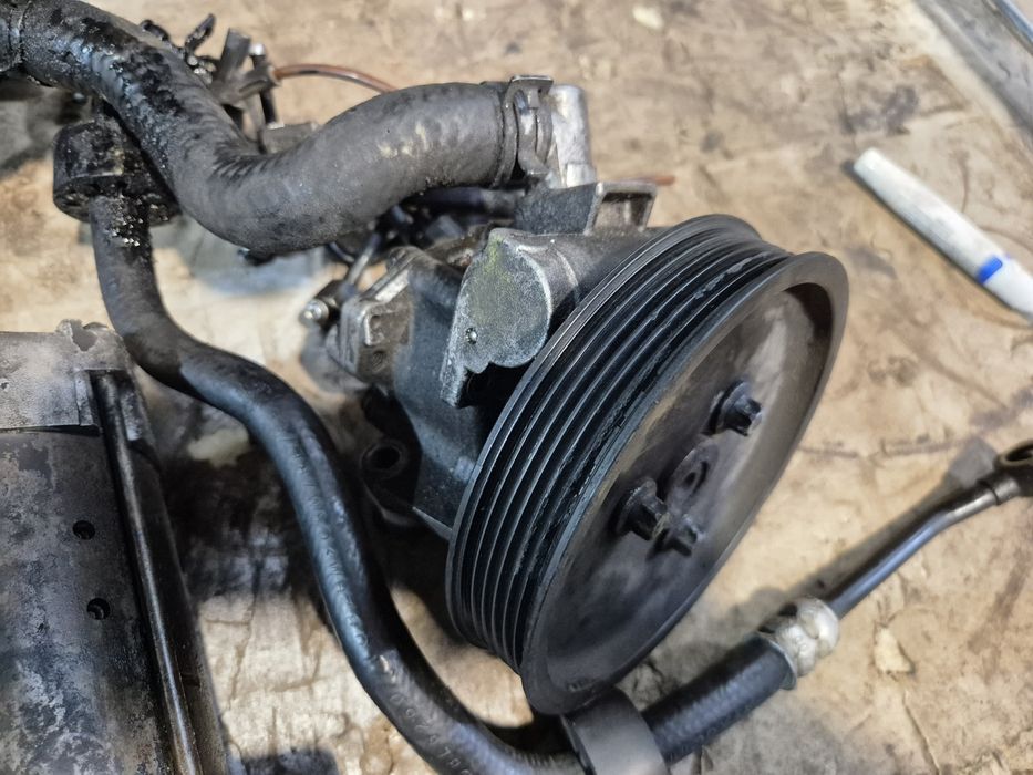 Хидравлична помпа Мерцедес МЛ 2.7цди W163 Mercedes ML 270 W163