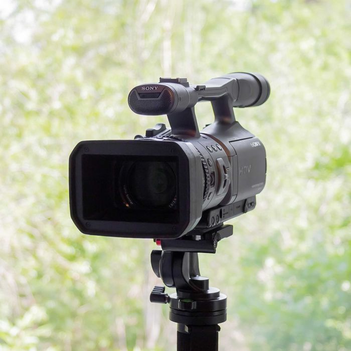 Видеокамера SONY HDR-FX7E