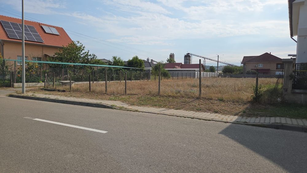 Teren intravilan zona rezidentiala