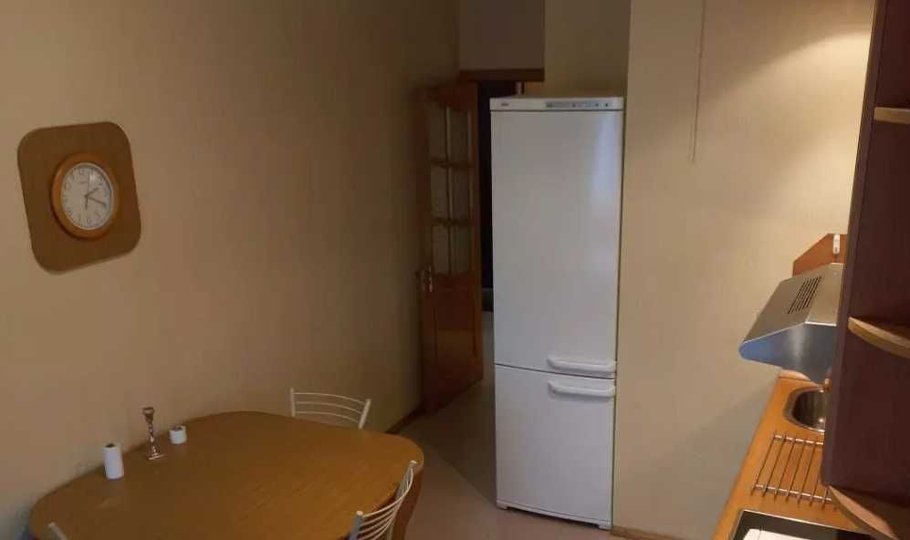 Дава се под наем Двустаен апартамент в Пловдив, Каменица 2 - 60 кв.м за 255 € - Снимка #1