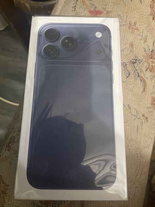 Vand iphone 17 pro max 2 TB blue