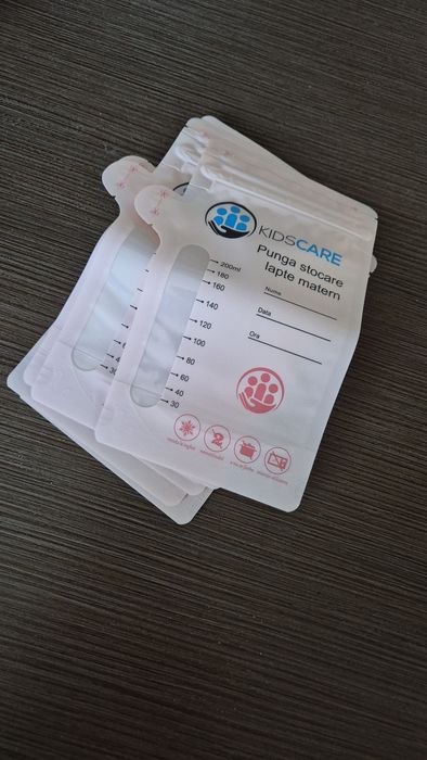 Tampoane pentru san Lansinoh, 35 buc + cadou 6 pungi stocare lapte