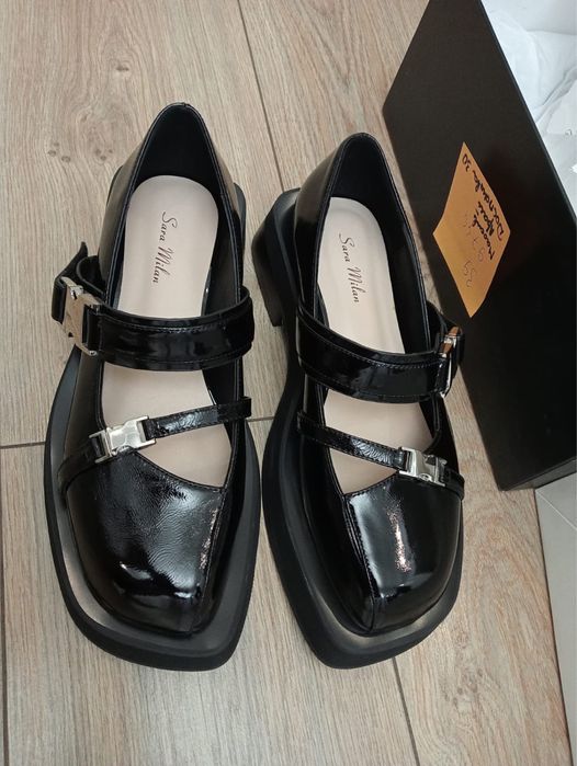 Лоферы  туфли SARA MILAN 39-40