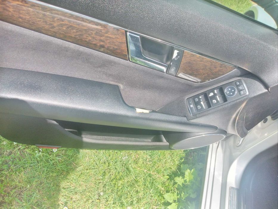 Продава Ц 220 АВТОМАТИК