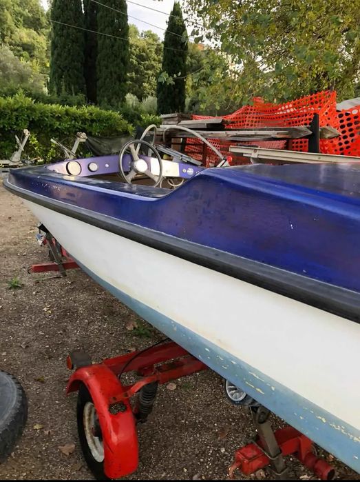 Barca cu motor 35 Cp+peridoc