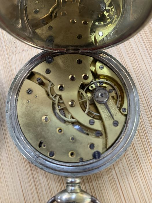 Стар джобен часовник