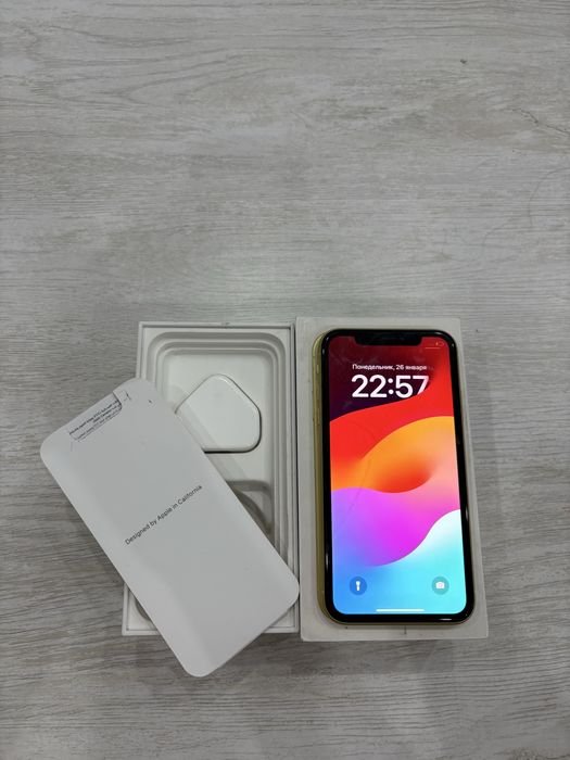 Срочно продам айфон 11