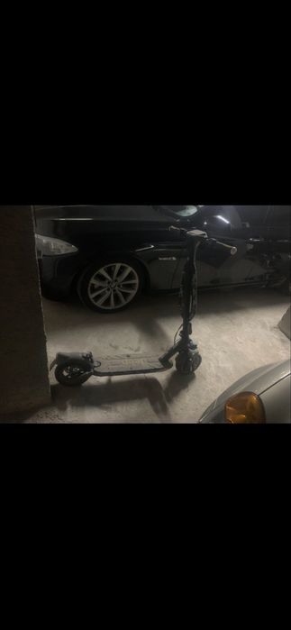 Тротинетка Jeep.