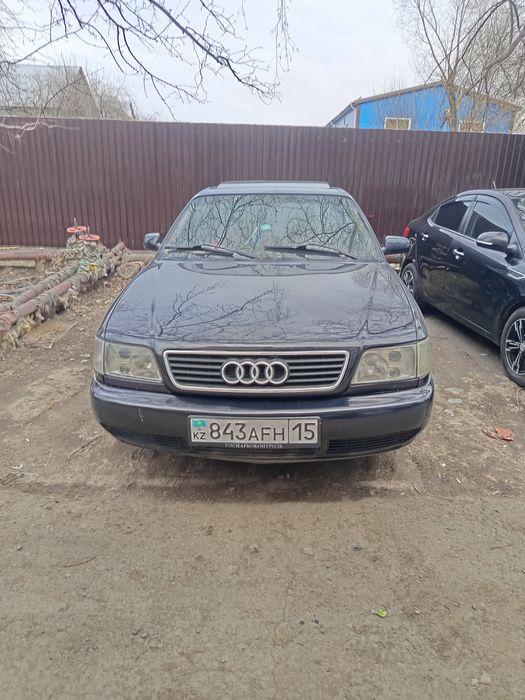 Продам Ауди а6 с4 2литра