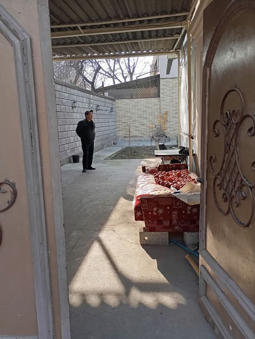 Участка сотилади. Яккасарой тумани Жамбил куча