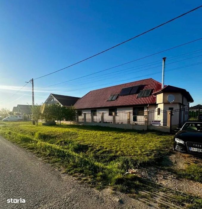 Vând casă P+M 7 camere Cihei-Oradea