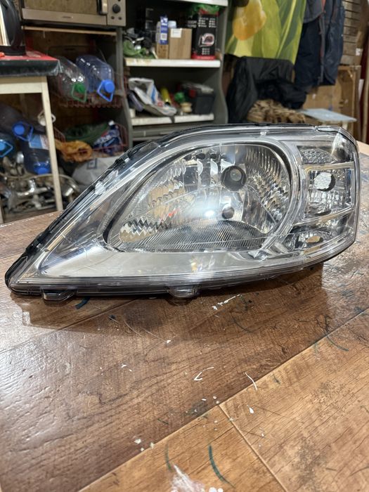 Фара ларгус рено оригинал левая