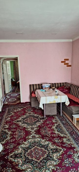 Квартира сотилади массив куйлюк 4 да нархи 900000 $