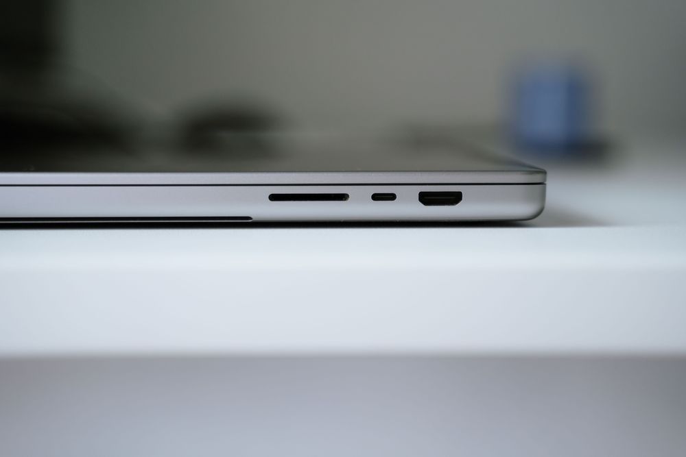MacBook Pro M1 16" 16GB 1 TB