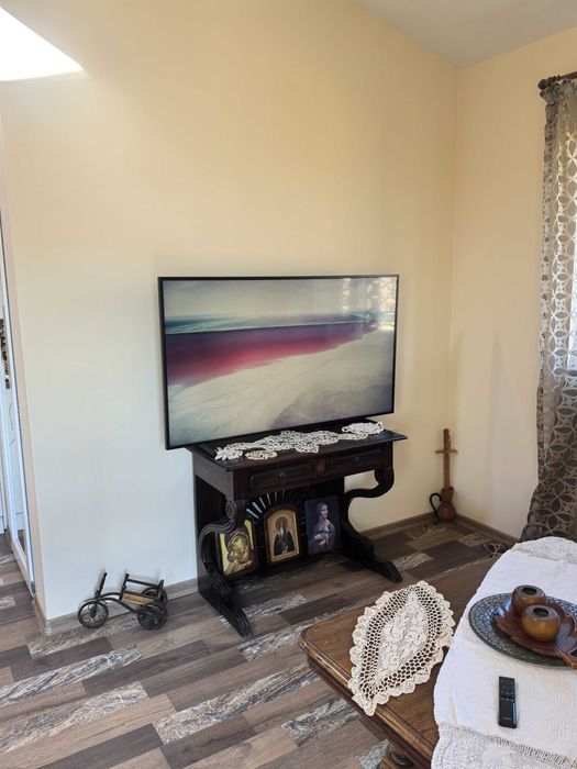 Дава се под наем Къща в Русе, Център - 130 кв.м за 612 € - Снимка #2