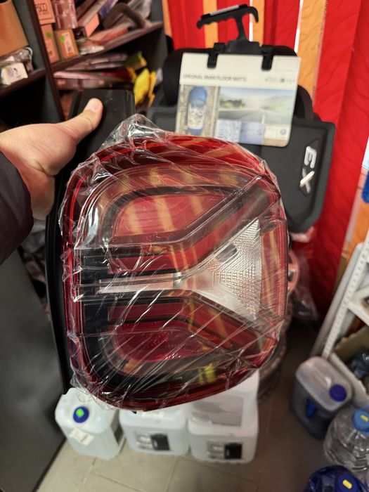 Stop dreapta dacia duster 2 facelift 2020