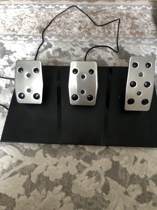 Продам игровой руль