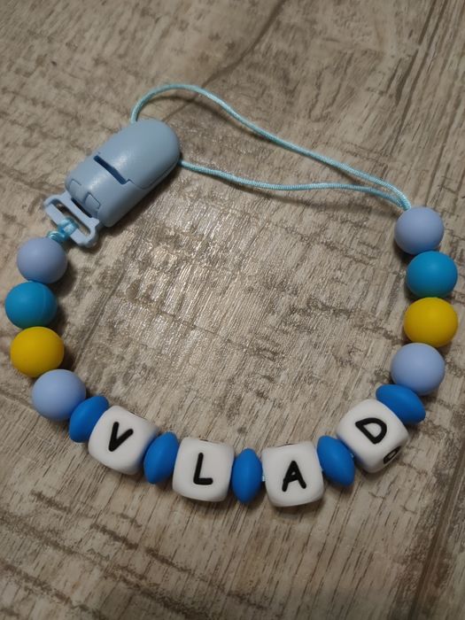 Lantisor pentru suzeta, din silicon alimentar, personalizat