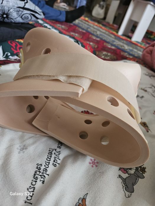 Бандаж для шейного отдела