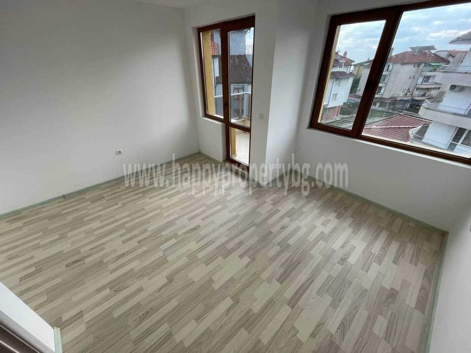 Продава се Тристаен апартамент в с. Равда, Област Бургас - 174 кв.м за 690 €/кв.м - Снимка #8