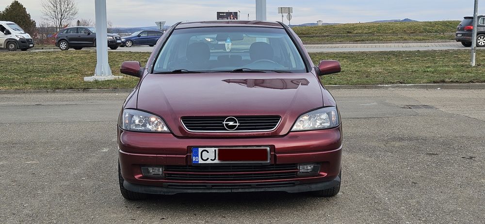 DE VÂNZARE- opel astra G 1.7 dti