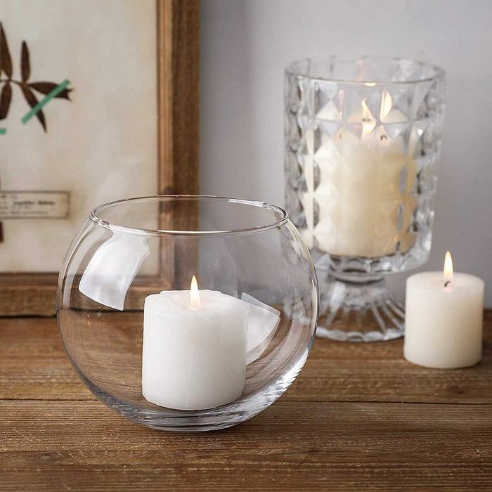 Стъклена ваза с кръгла форма