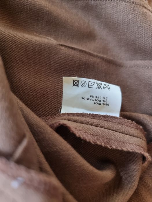 Pantaloni din stofă de lână