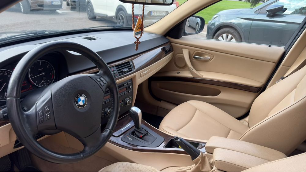 BMW 318d (E91 LCI - Facelift)