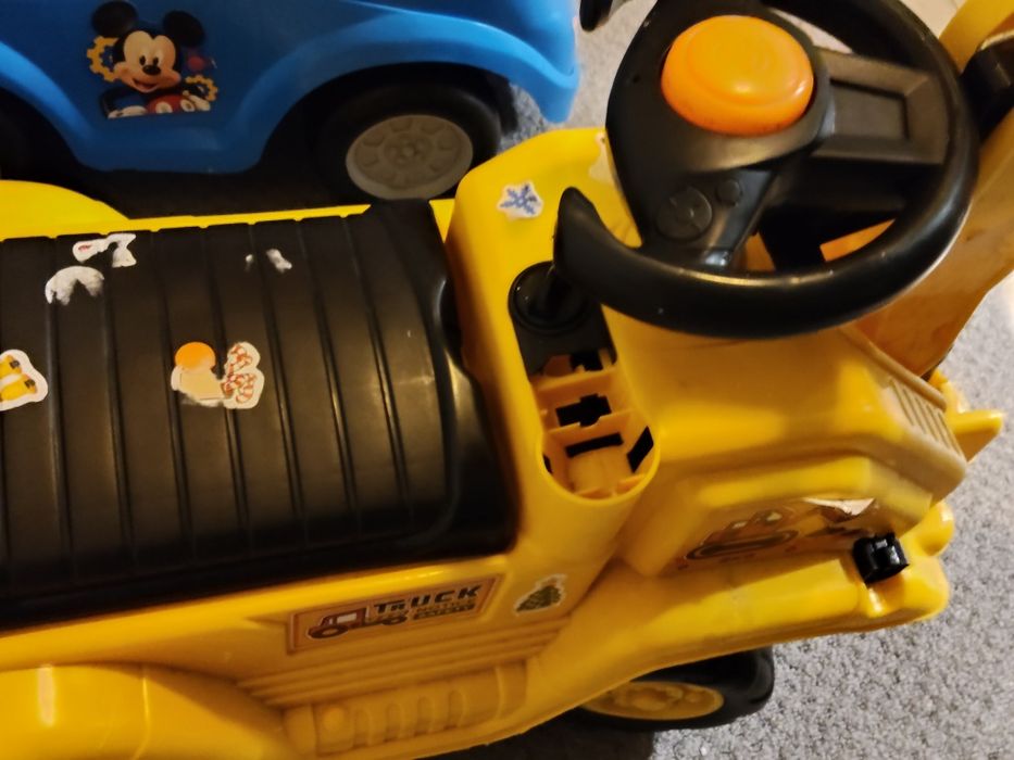 Mașinuțe de plimbat- baietel