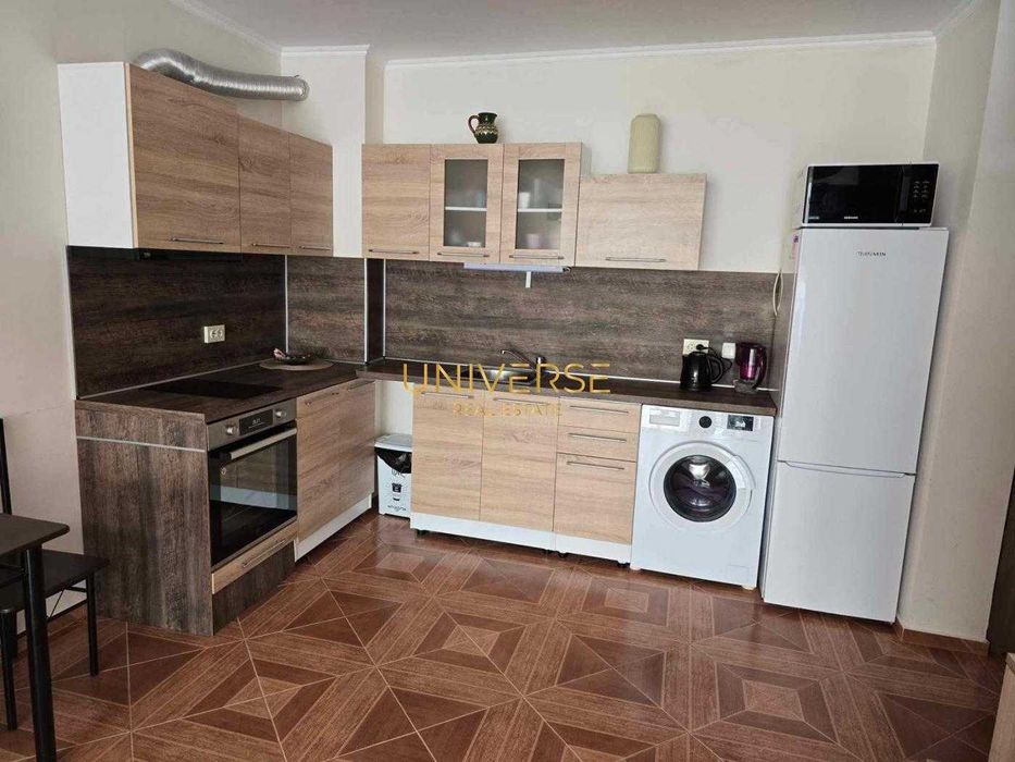 Продава се Двустаен апартамент в Свети Влас - 93 кв.м за 1560 €/кв.м - Снимка #1