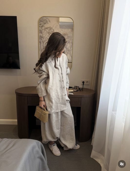 Продаем двойка с брюками