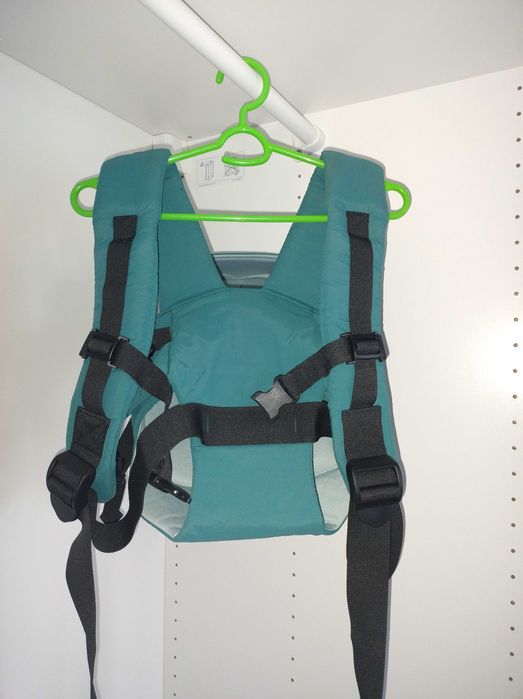 Раница за бебеносене на chippolino. Зелена, запазена.