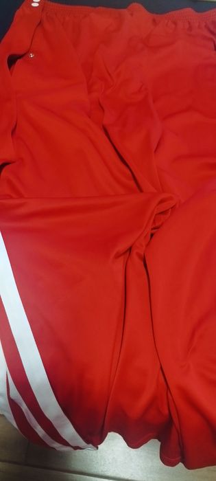 Долнище 2 XL . Adidas.20 евро.