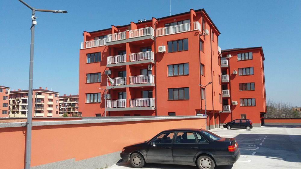 Дава се под наем Тристаен апартамент в Пловдив, Коматевски възел - 118 кв.м за 750 € - Снимка #16