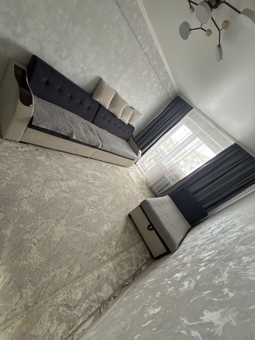 Продоется угловой гловой диван