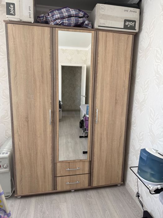 Спальный гарнитур