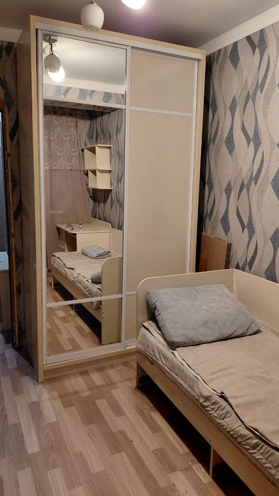 Детская гарнитура(шкаф + кровать + рабочий стол)