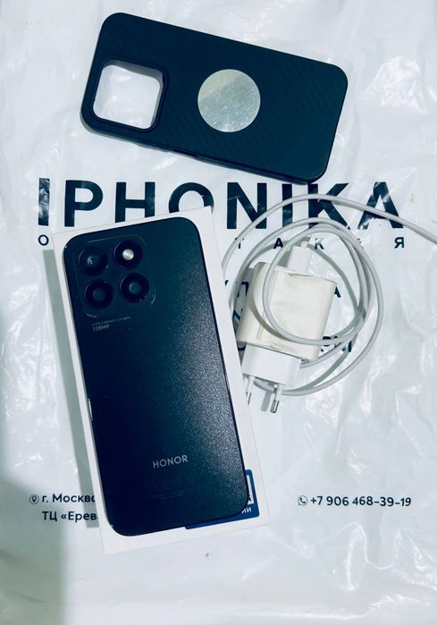 Продаётся телефон Хонор Х8б