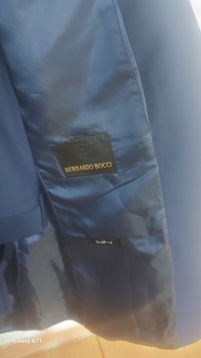 Костюм мужской..